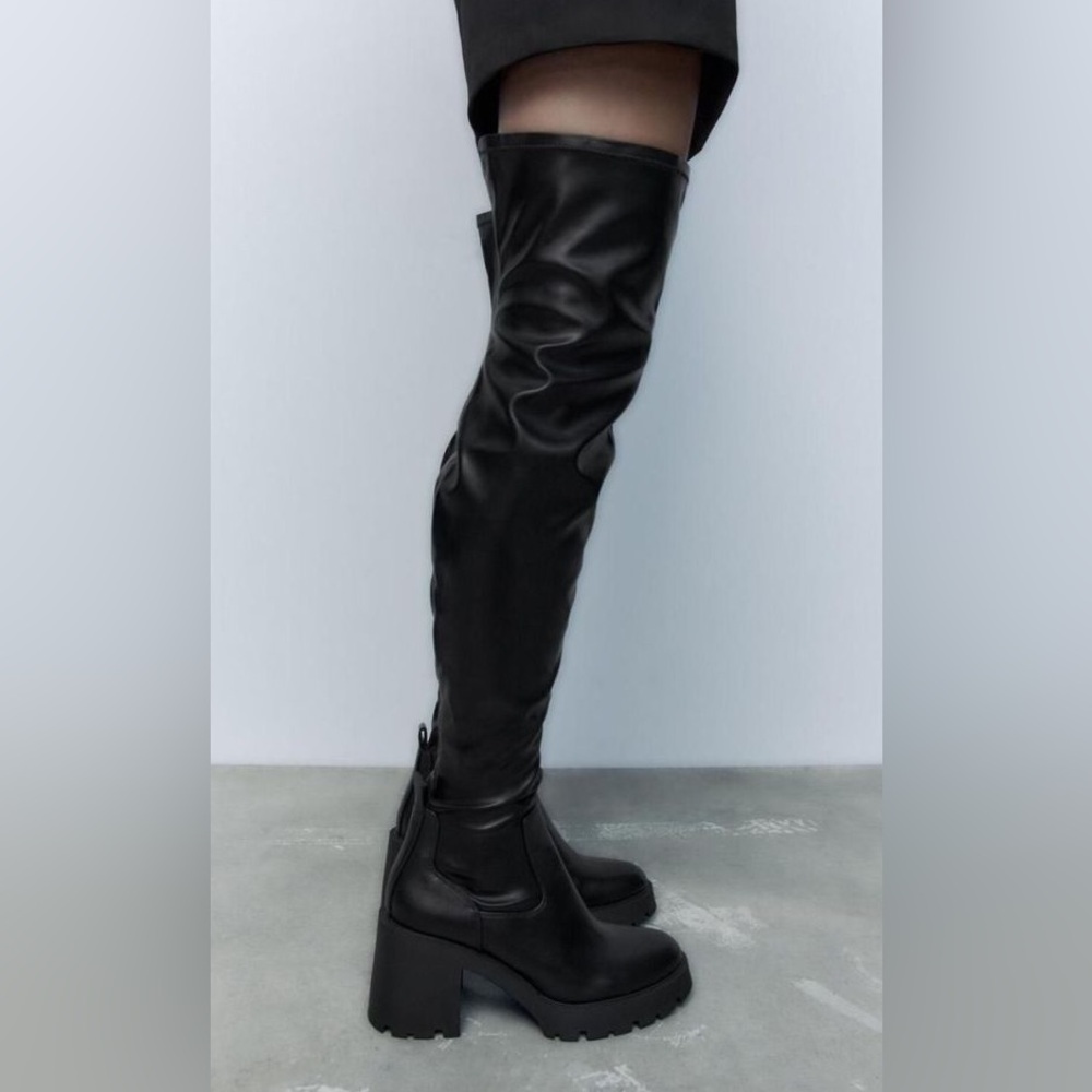Black Over-the-Knee Chunky Heel Boots - Classic Women's Fashion